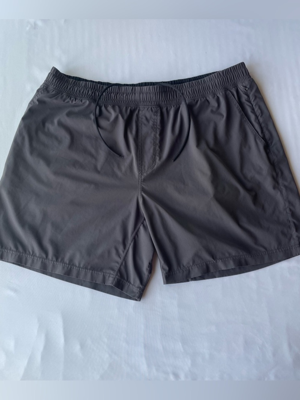 Rhone Mako Shorts XXL Black 7” Inseam Stretch Athletic Gym Training Mens